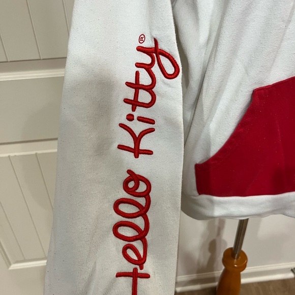 Hello Kitty White Fleece Jacket with Red Details - Picture 3 of 6